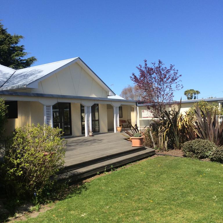 Water Lily Garden Bed and Breakfast Christchurch Exteriör bild